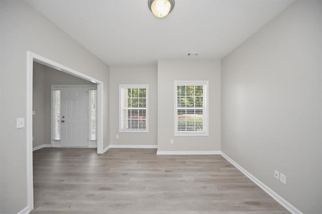 5 bedroom, 3 bathroom, 2,935 sq ft single family residence for sale at 861 Wisteria View Court, Dacula, GA 30019 — photo 9