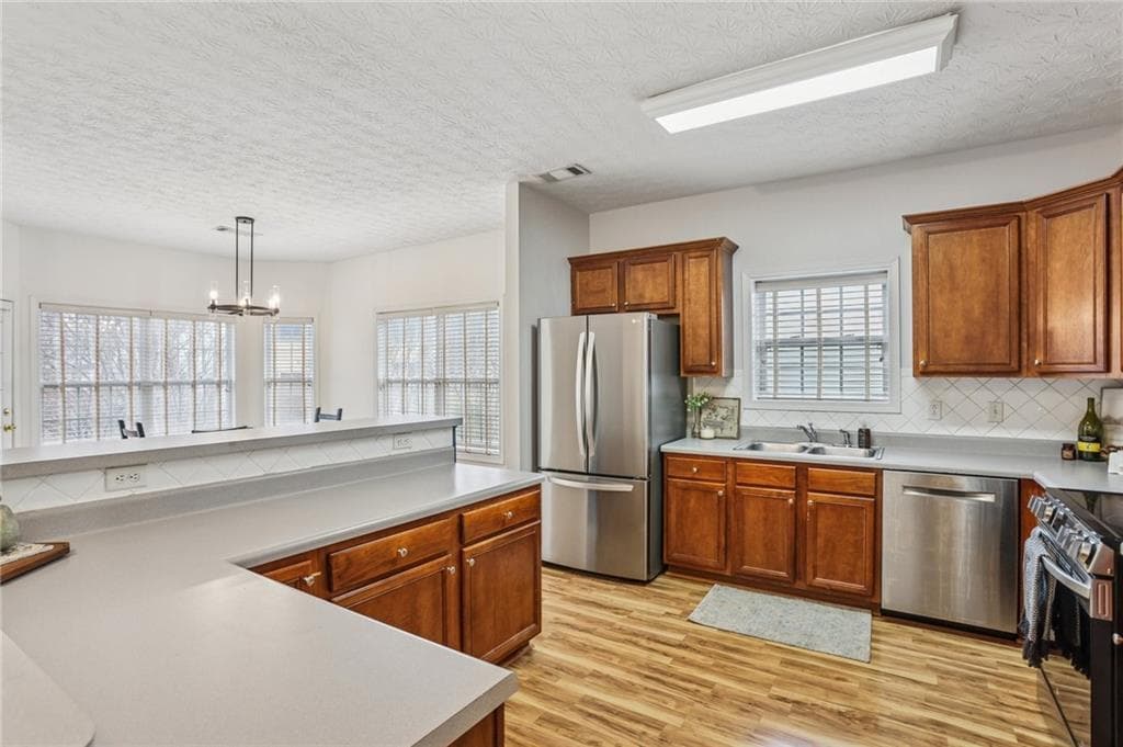4 bedroom, 3 bathroom, 2,821 sq ft single family residence for sale at 260 Wildcat Lake Drive, Lawrenceville, GA 30043 — photo 6