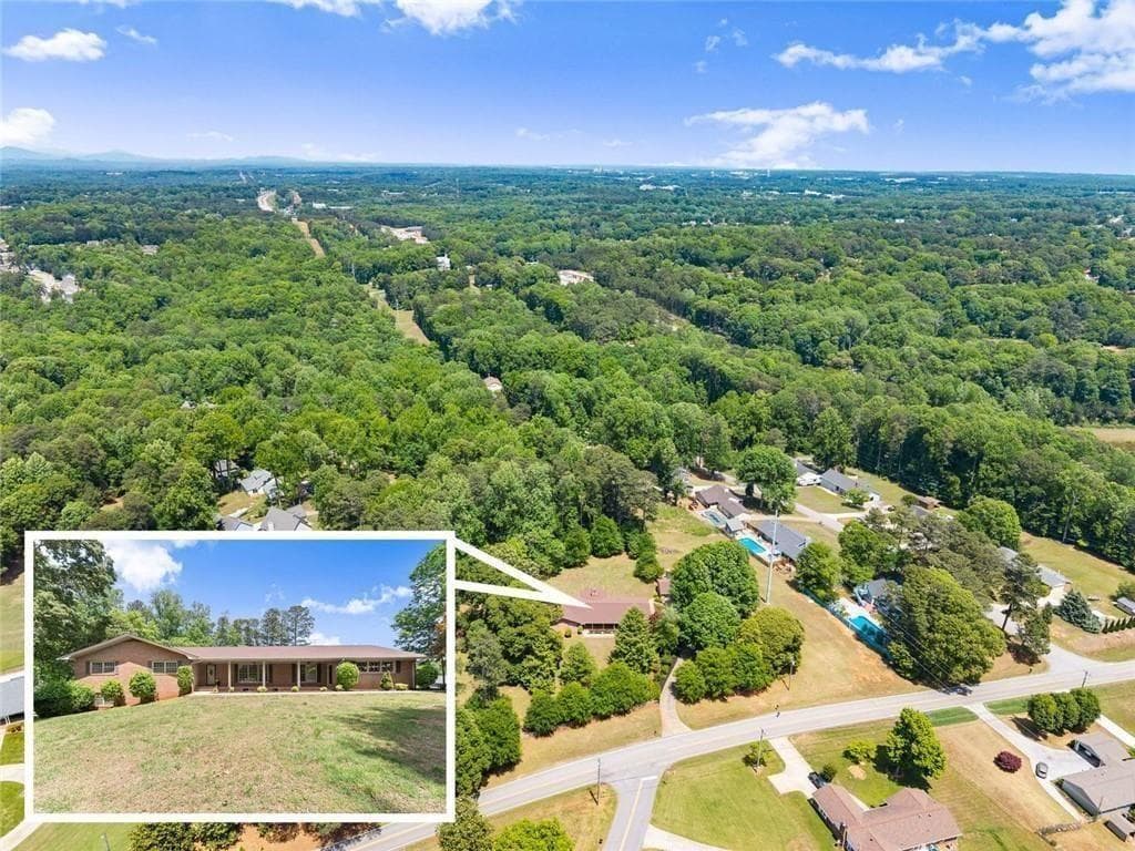 4 bedroom, 3 bathroom, 4,364 sq ft single family residence for sale at 4118 Mountain View Road, Oakwood, GA 30566 — photo 2