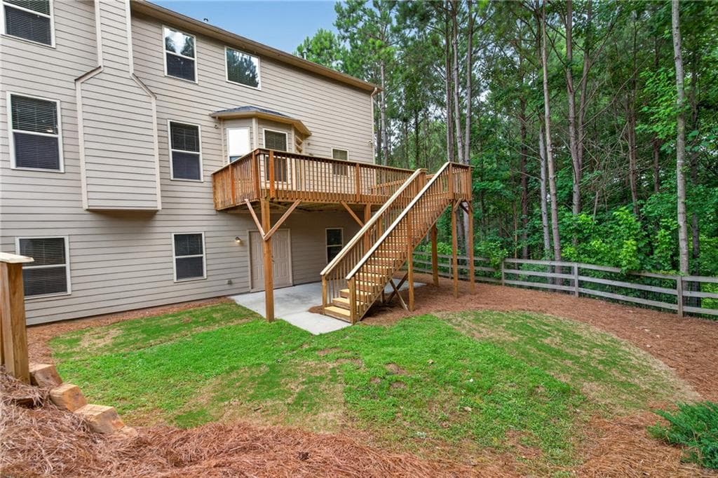 5 bedroom, 4 bathroom, 3,151 sq ft single family residence for sale at 3950 Estates Path, Cumming, GA 30040 — photo 2