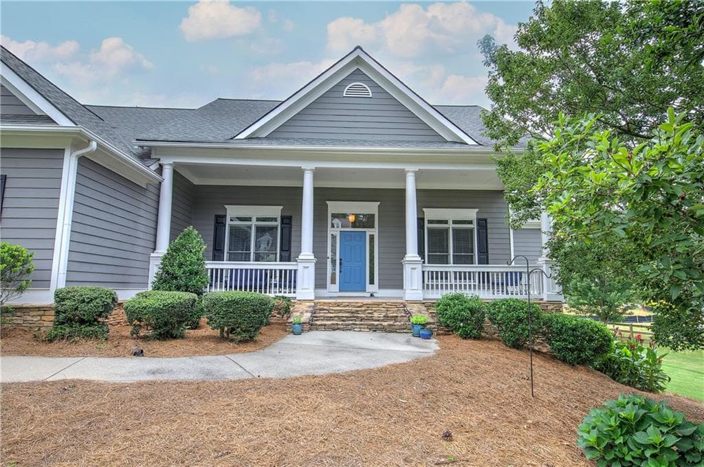 3 bedroom, 3 bathroom, 2,236 sq ft single family residence for sale at 24 Heartwood Drive, Cartersville, GA 30120 — photo 2