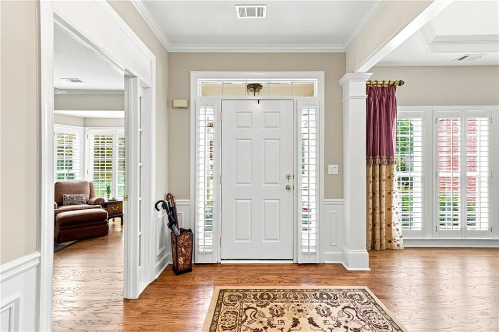3 bedroom, 3 bathroom, 2,819 sq ft single family residence under contract at 1430 Harburn Court, Cumming, GA 30041 — photo 5