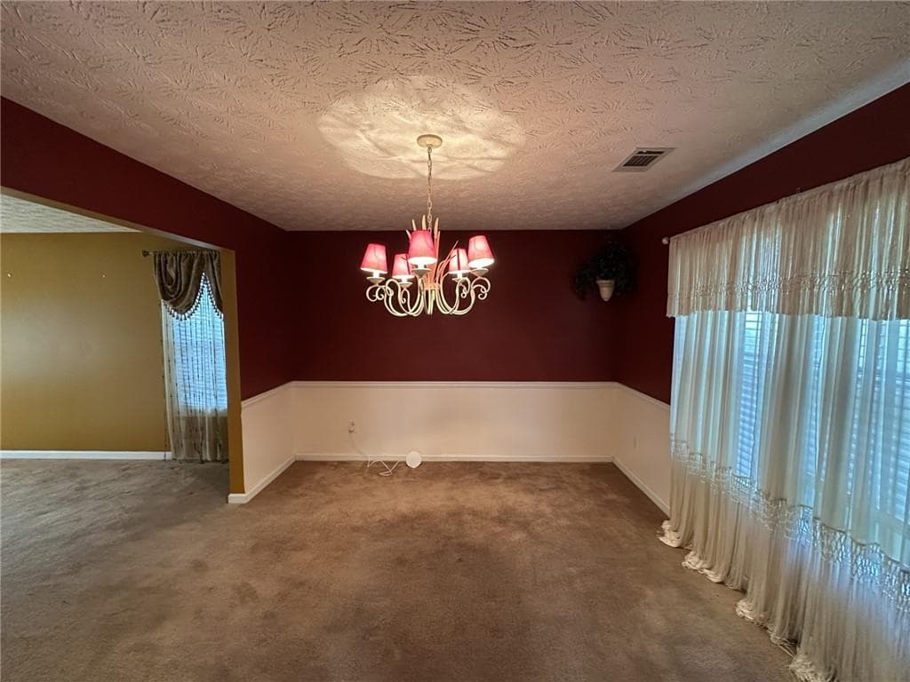 5 bedroom, 3 bathroom, 3,004 sq ft single family residence for rent at 1847 Harmony Trace, Lithonia, GA 30058 for $2,500 a month — photo 6