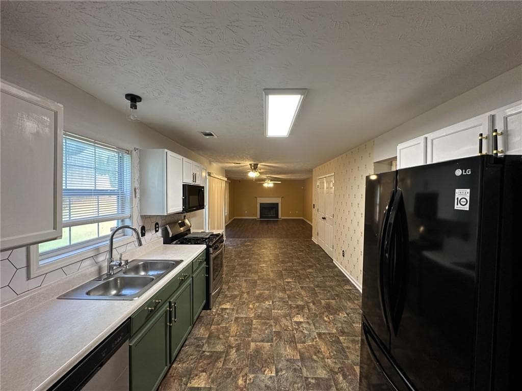 5 bedroom, 3 bathroom, 3,004 sq ft single family residence for rent at 1847 Harmony Trace, Lithonia, GA 30058 for $2,500 a month — photo 7