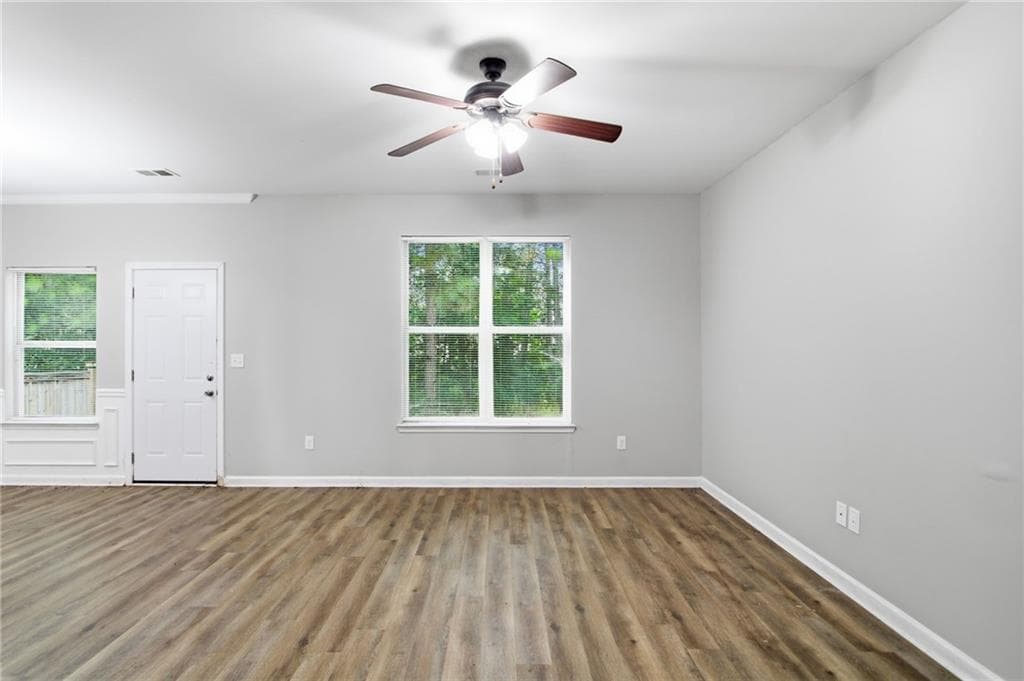 4 bedroom, 3 bathroom, 2,005 sq ft single family residence for sale at 5558 Union Pointe Place, Union City, GA 30291 — photo 9