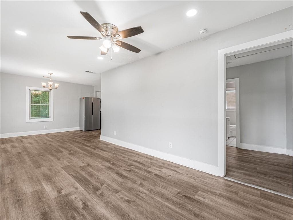 4 bedroom, 2 bathroom, 1,466 sq ft single family residence for sale at 2861 Forrest Hills Drive, Atlanta, GA 30315 — photo 6