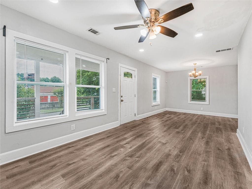 4 bedroom, 2 bathroom, 1,466 sq ft single family residence for sale at 2861 Forrest Hills Drive, Atlanta, GA 30315 — photo 7
