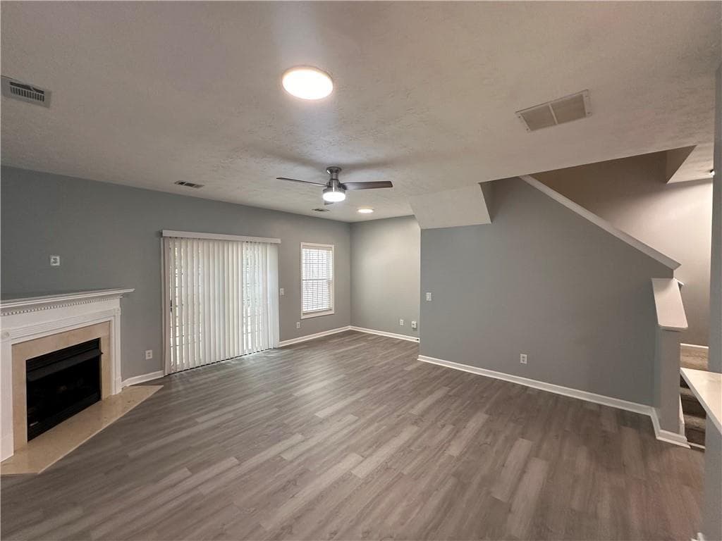 2 bedroom, 3 bathroom, 1,252 sq ft townhouse for rent at 2025 Austin Park Circle, Decatur, GA 30032 for $1,695 a month — photo 4