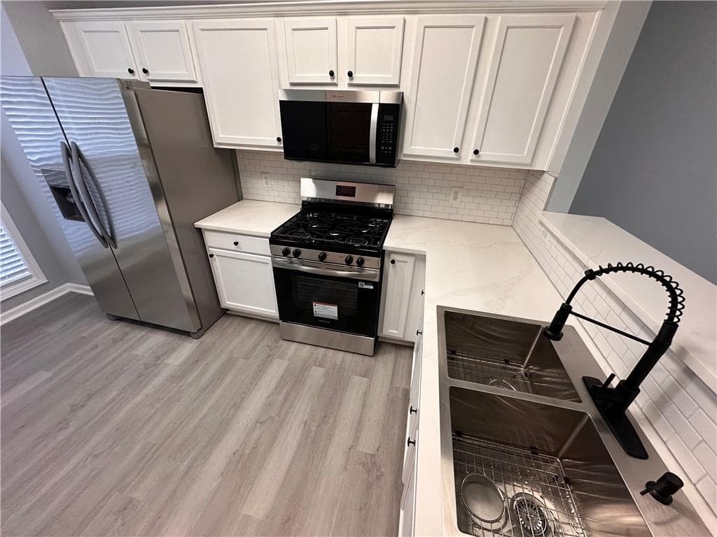 2 bedroom, 3 bathroom, 1,252 sq ft townhouse for rent at 2025 Austin Park Circle, Decatur, GA 30032 for $1,695 a month — photo 8