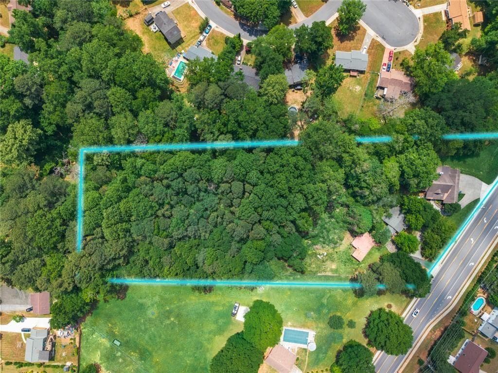 4 bedroom, 3 bathroom, 4,161 sq ft single family residence for sale at 5030 Pine Mountain Road, Kennesaw, GA 30152 — photo 3