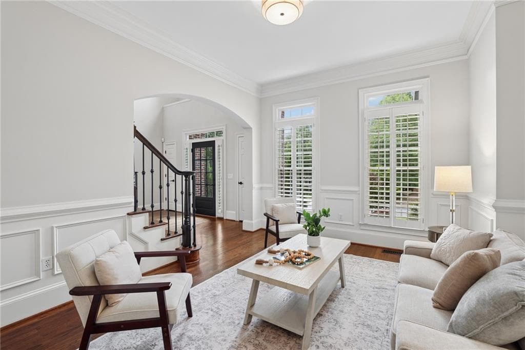 6 bedroom, 7 bathroom, 7,250 sq ft single family residence for sale at 720 Lake Mist Cove, Milton, GA 30004 — photo 9