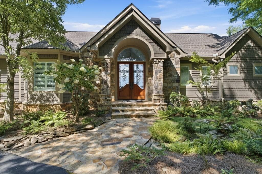4 bedroom, 4 bathroom, 4,307 sq ft single family residence for sale at 84 Fox Claw Knoll, Big Canoe, GA 30143 — photo 4