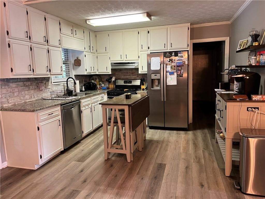 1 bedroom, 1 bathroom, 1,695 sq ft single family residence for rent at 130 Shaw Drive, Fairburn, GA 30213 for $800 a month — photo 2