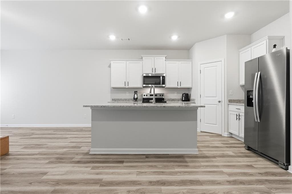 3 bedroom, 4 bathroom, 1,740 sq ft townhouse for sale at 3939 Hidden River Lane, Oakwood, GA 30566 — photo 5