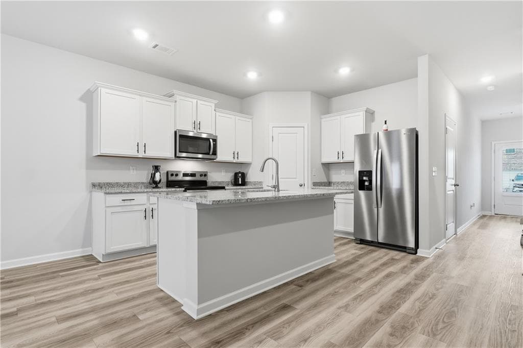 3 bedroom, 4 bathroom, 1,740 sq ft townhouse for sale at 3939 Hidden River Lane, Oakwood, GA 30566 — photo 6