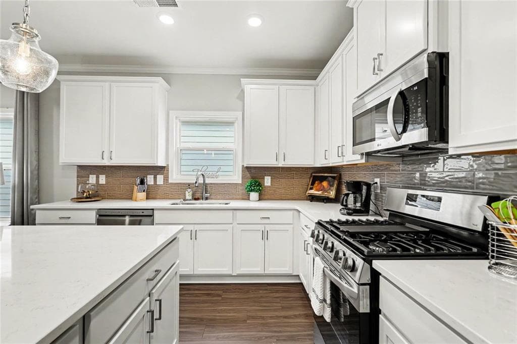 3 bedroom, 3 bathroom, 2,010 sq ft single family residence under contract at 64 Colonial Terrace Terrace, Villa Rica, GA 30180 — photo 5