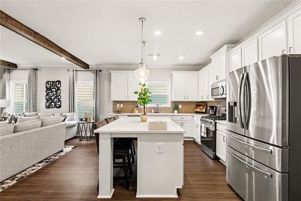 3 bedroom, 3 bathroom, 2,010 sq ft single family residence under contract at 64 Colonial Terrace Terrace, Villa Rica, GA 30180 — photo 6