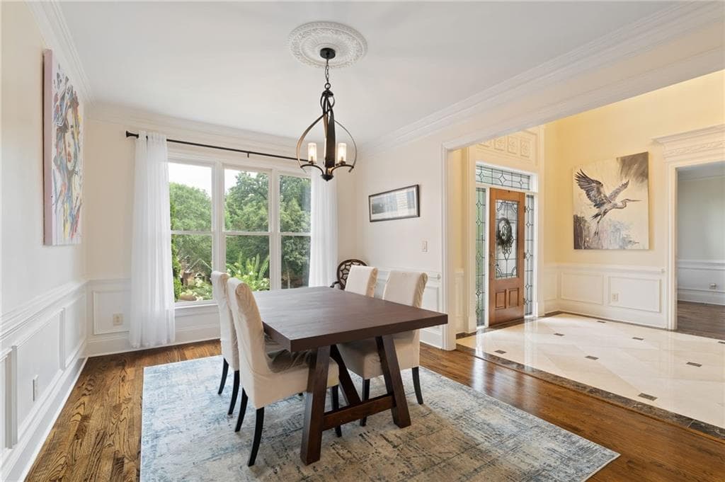 6 bedroom, 6 bathroom, 6,896 sq ft single family residence for sale at 8240 Royal Troon Drive, Duluth, GA 30097 — photo 7
