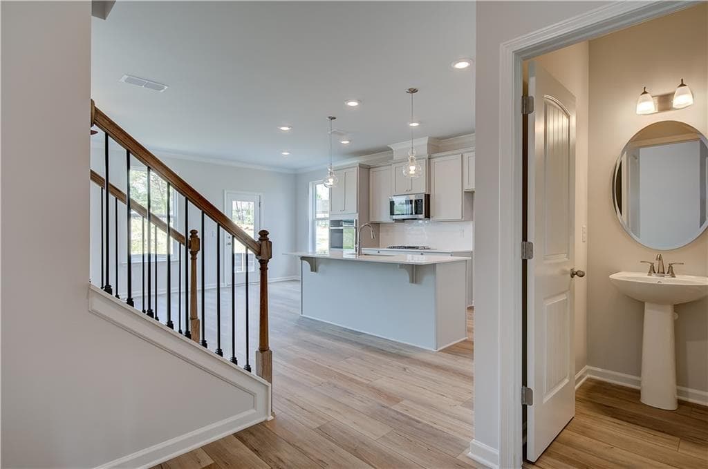 3 bedroom, 3 bathroom, 1,849 sq ft townhouse for sale at 3641 Donovan Circle, Loganville, GA 30052 — photo 5