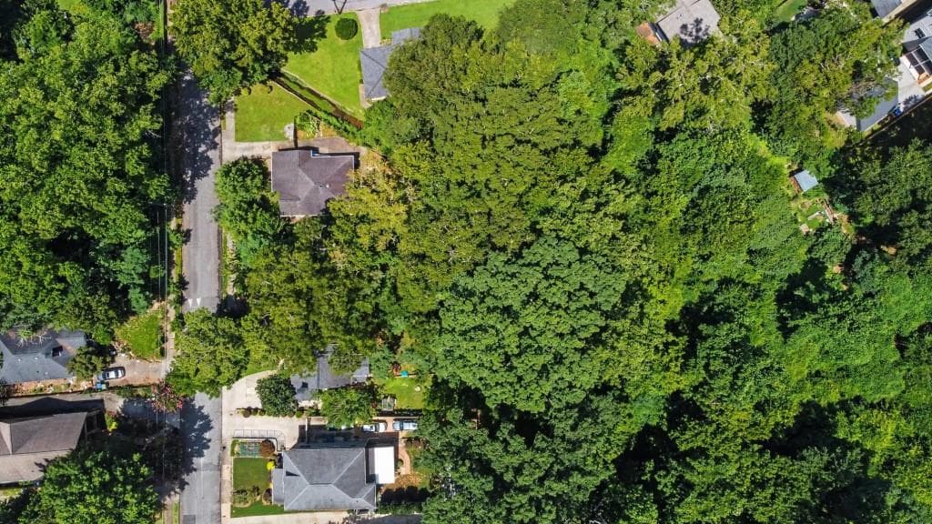 other for sale at 2242 Ridgedale Road, Atlanta, GA 30317 — photo 5