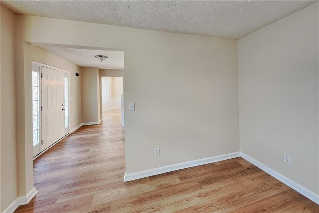 4 bedroom, 3 bathroom, 2,318 sq ft single family residence for rent at 1867 Harmony Trace, Lithonia, GA 30058 for $2,050 a month — photo 5