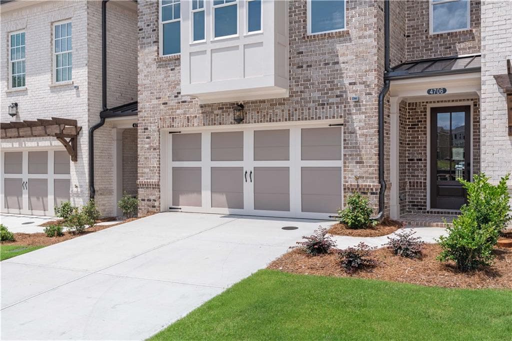 3 bedroom, 3 bathroom, 2,233 sq ft townhouse under contract at 4703 Coleridge Court 426, Peachtree Corners, GA 30092 — photo 6