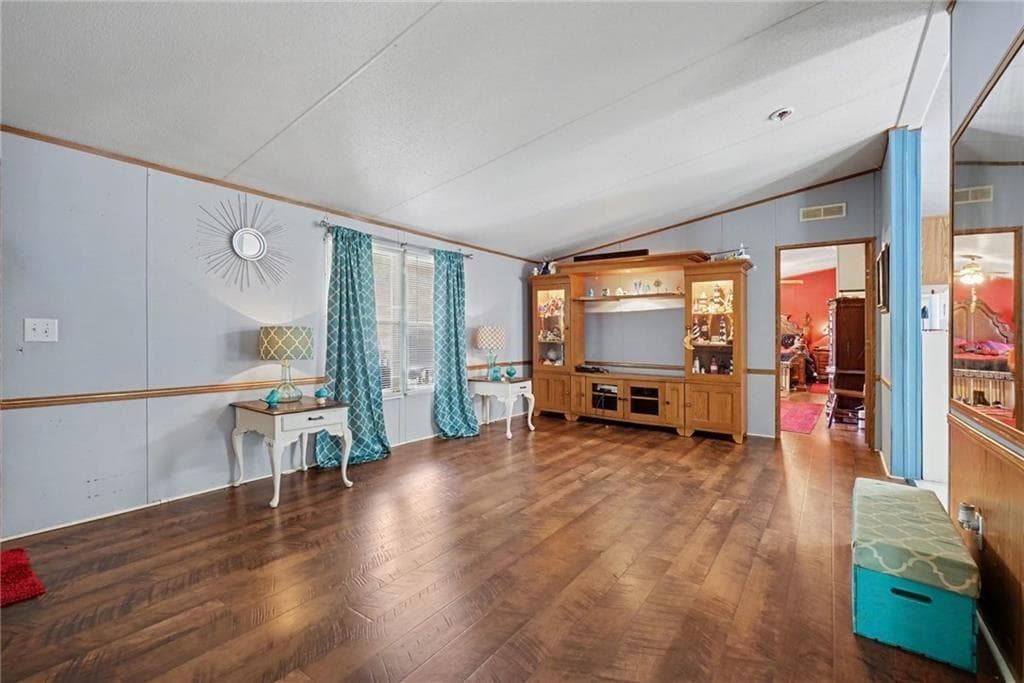 4 bedroom, 2 bathroom, 1,960 sq ft single family residence for sale at 650 Bart Manous Road, Canton, GA 30115 — photo 7
