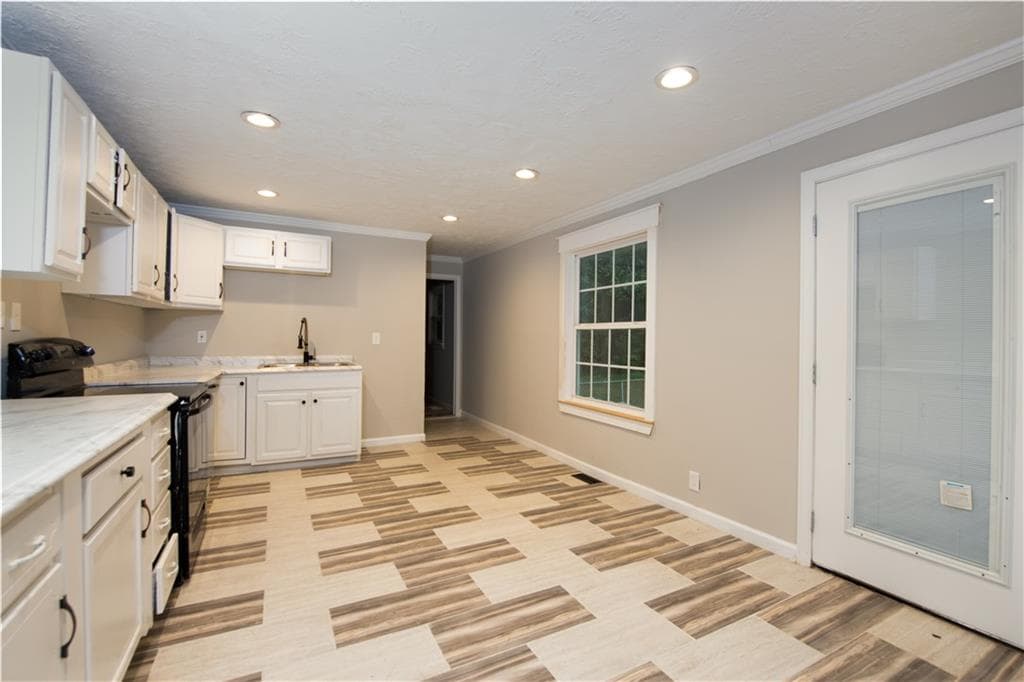 3 bedroom, 2 bathroom, 1,572 sq ft single family residence under contract at 1085 New Rosedale Road, Armuchee, GA 30105 — photo 6