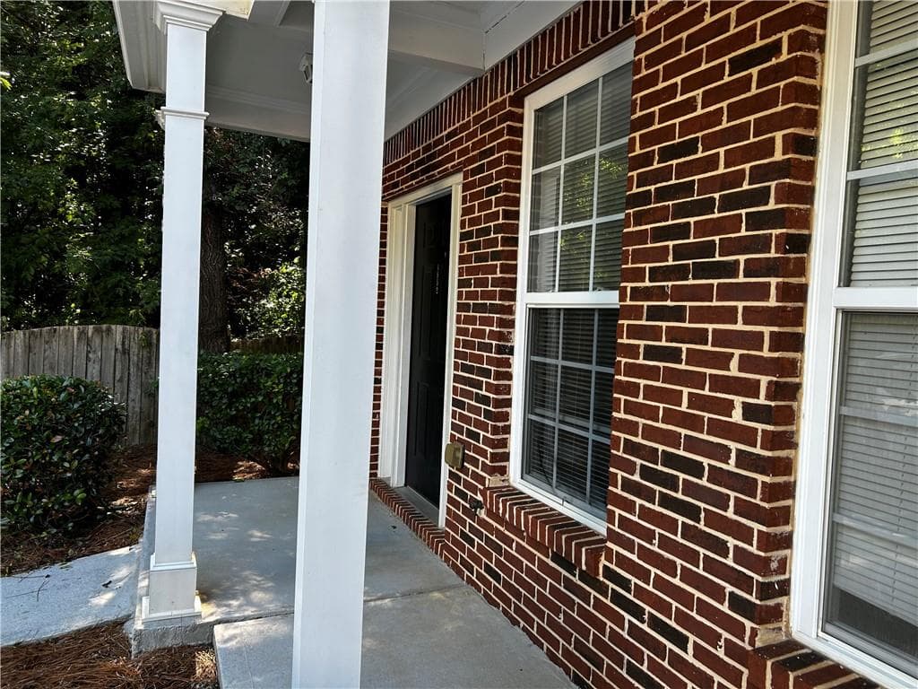 2 bedroom, 3 bathroom, 1,560 sq ft townhouse under contract at 4852 Hairston Park Square, Stone Mountain, GA 30083 — photo 3