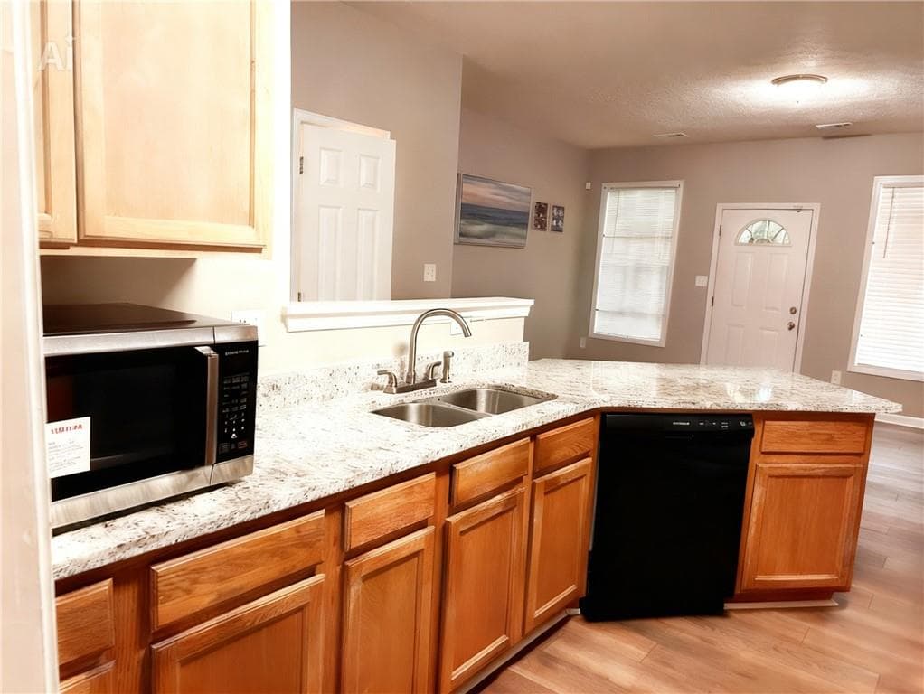 2 bedroom, 3 bathroom, 1,560 sq ft townhouse under contract at 4852 Hairston Park Square, Stone Mountain, GA 30083 — photo 5