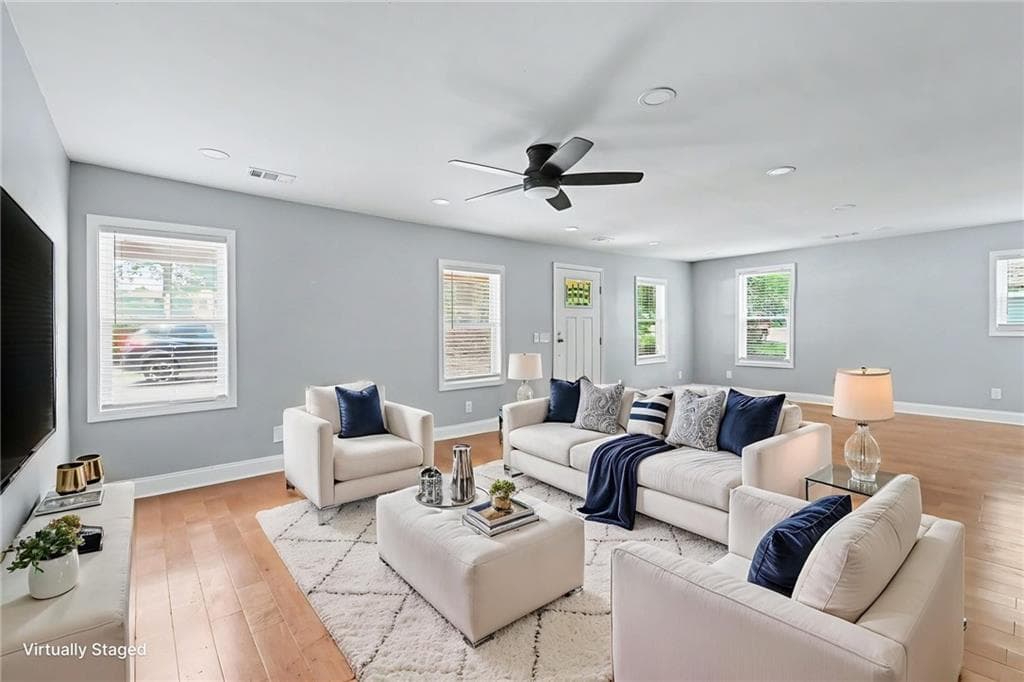 3 bedroom, 2 bathroom, 1,585 sq ft single family residence for sale at 4915 Campbellton Road, Atlanta, GA 30331 — photo 6