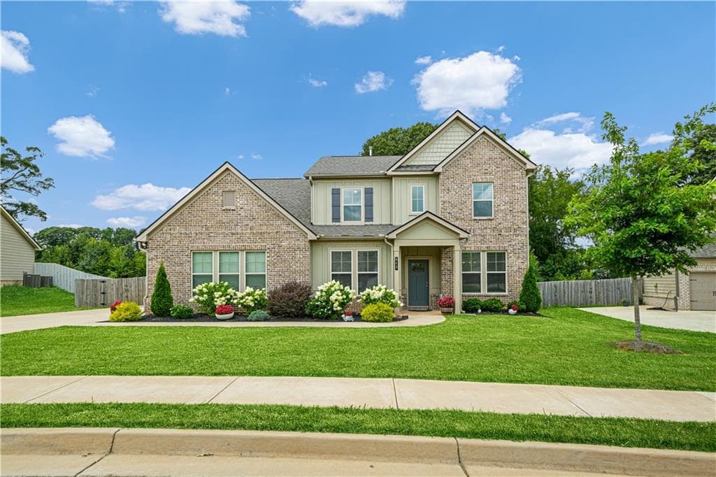 4 bedroom, 4 bathroom, 3,876 sq ft single family residence for sale at 842 Orwell Drive, Stockbridge, GA 30281