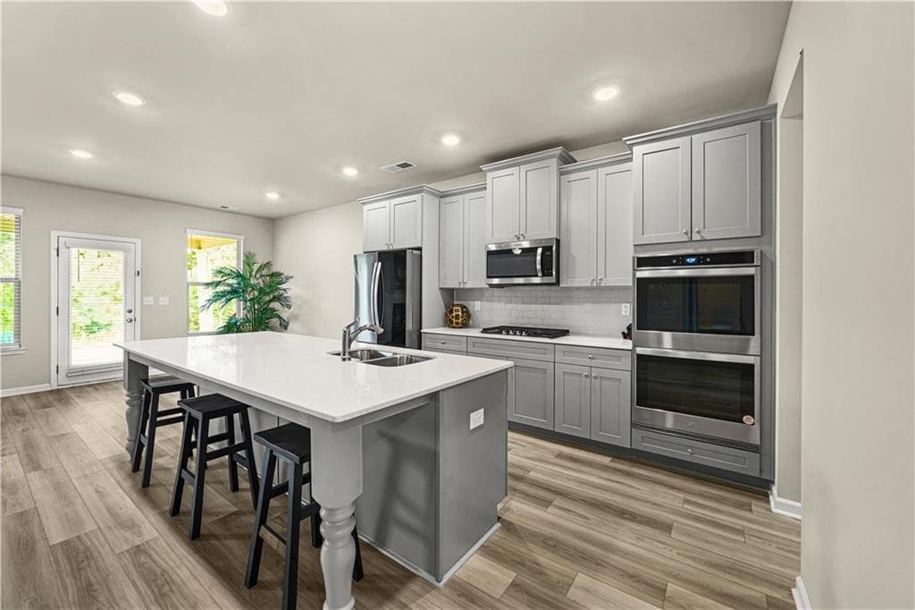 4 bedroom, 4 bathroom, 3,876 sq ft single family residence for sale at 842 Orwell Drive, Stockbridge, GA 30281 — photo 4
