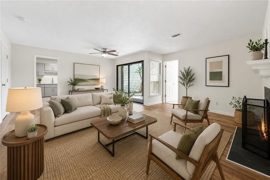 3 bedroom, 2 bathroom, 1,650 sq ft condominium for sale at 507 Garden Court, Atlanta, GA 30328 — photo 4