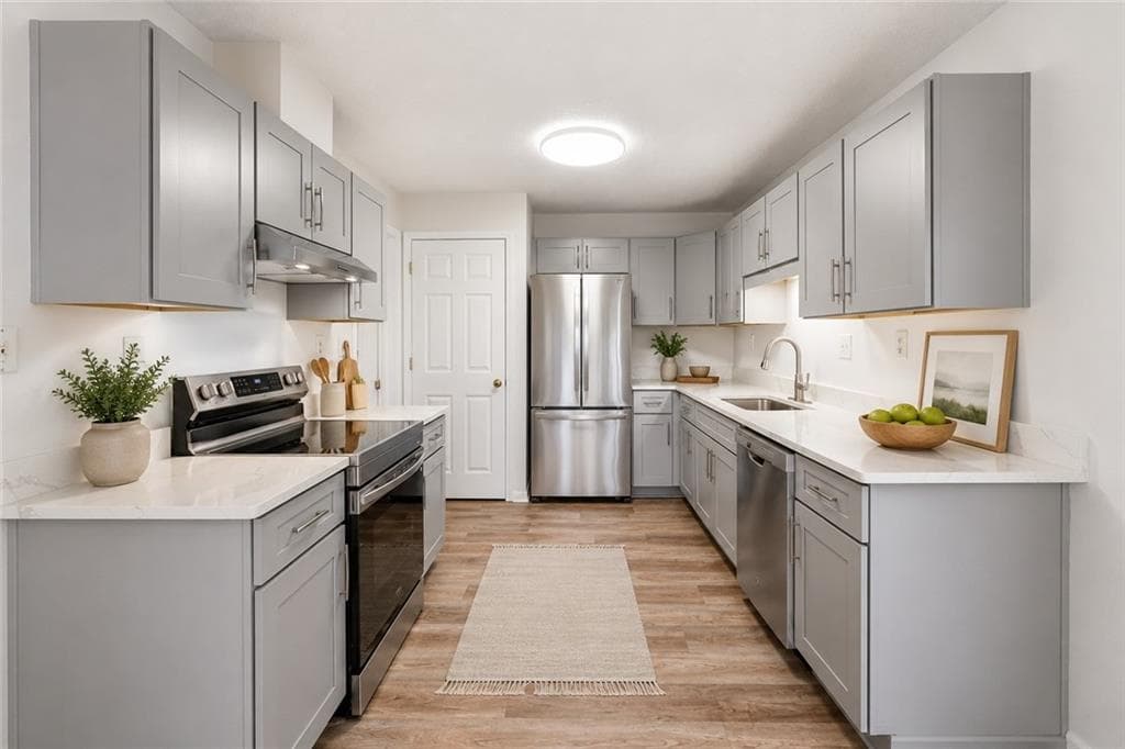 3 bedroom, 2 bathroom, 1,650 sq ft condominium for sale at 507 Garden Court, Atlanta, GA 30328 — photo 8