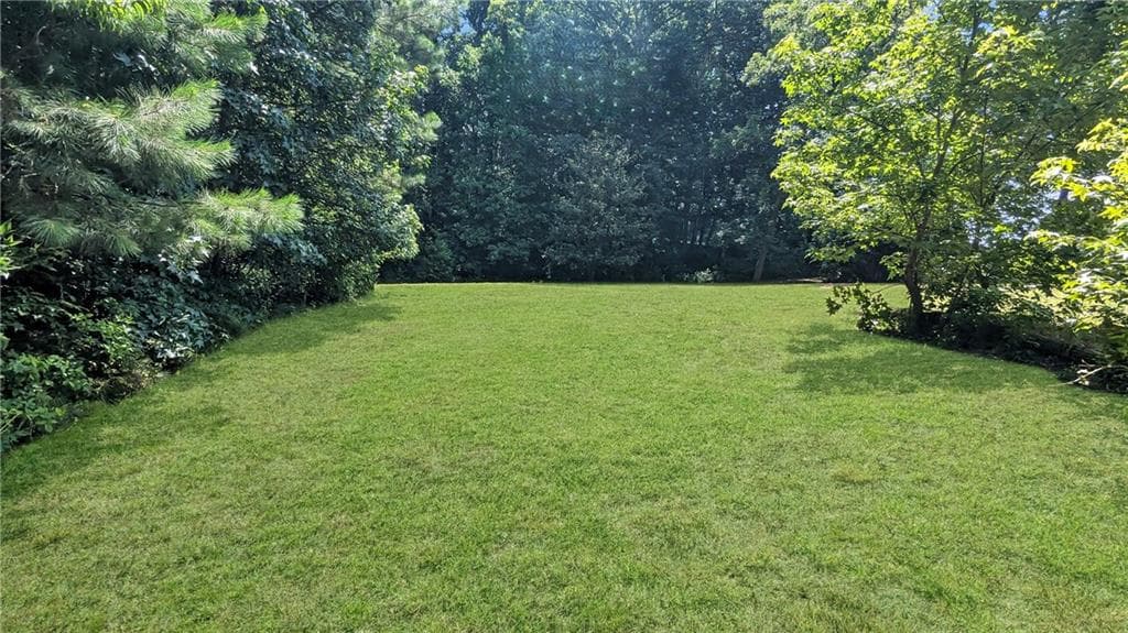 3 bedroom, 2 bathroom, 2,304 sq ft single family residence for sale at 7855 Rivertown Road, Fairburn, GA 30213 — photo 6