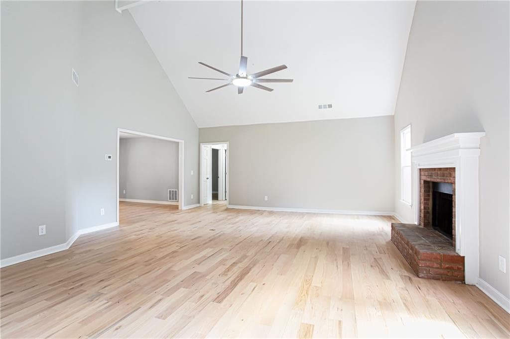 3 bedroom, 2 bathroom, 2,131 sq ft single family residence for sale at 1055 Windridge Drive, Loganville, GA 30052 — photo 6