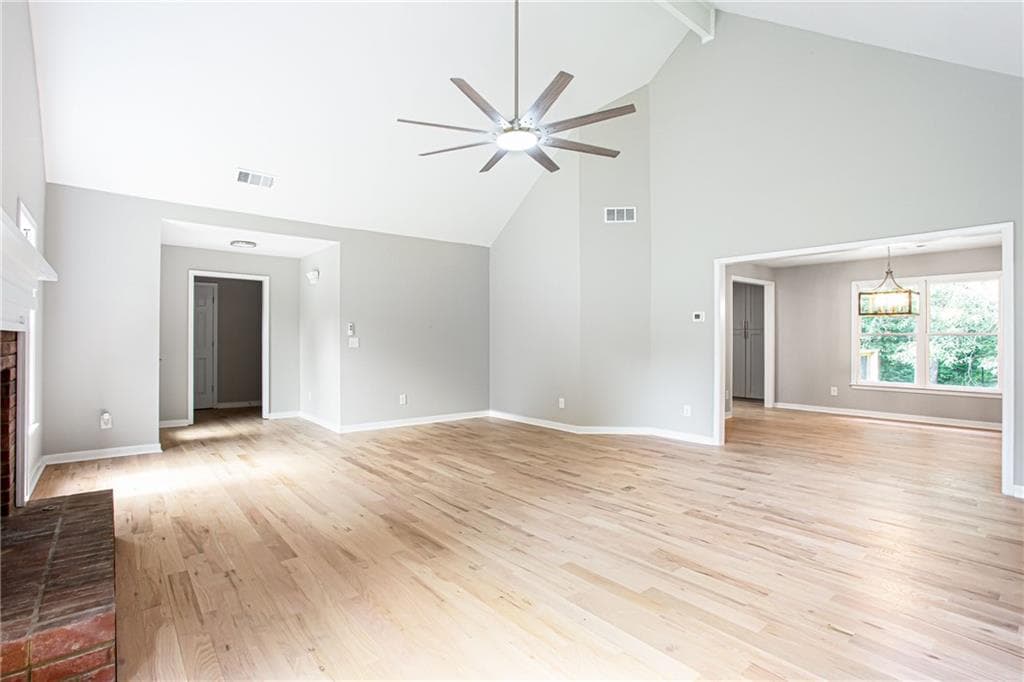 3 bedroom, 2 bathroom, 2,131 sq ft single family residence for sale at 1055 Windridge Drive, Loganville, GA 30052 — photo 7