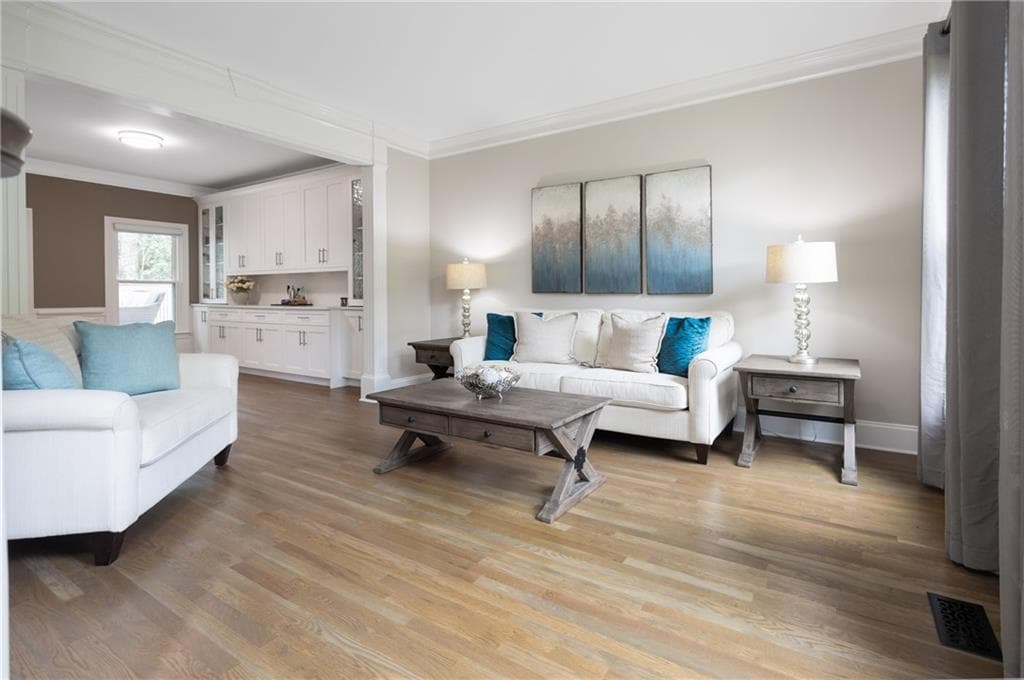 5 bedroom, 4 bathroom, 4,266 sq ft single family residence for sale at 1807 Richmond Hill Drive, Lawrenceville, GA 30043 — photo 3