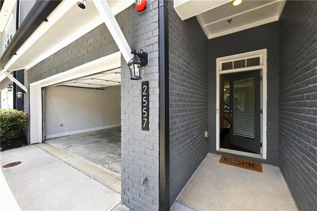 4 bedroom, 4 bathroom, 2,195 sq ft townhouse for rent at 2557 Oakbourne Lane, Smyrna, GA 30080 for $3,200 a month — photo 3