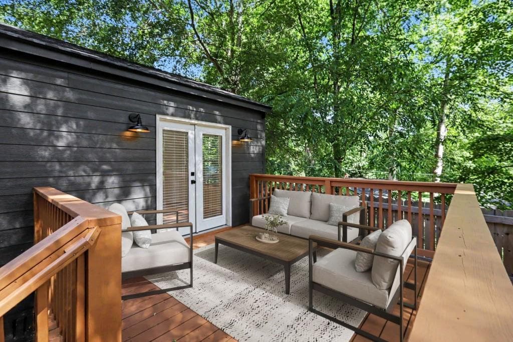 2 bedroom, 2 bathroom, 1,100 sq ft single family residence under contract at 1250 Byewood Lane, Atlanta, GA 30310 — photo 7