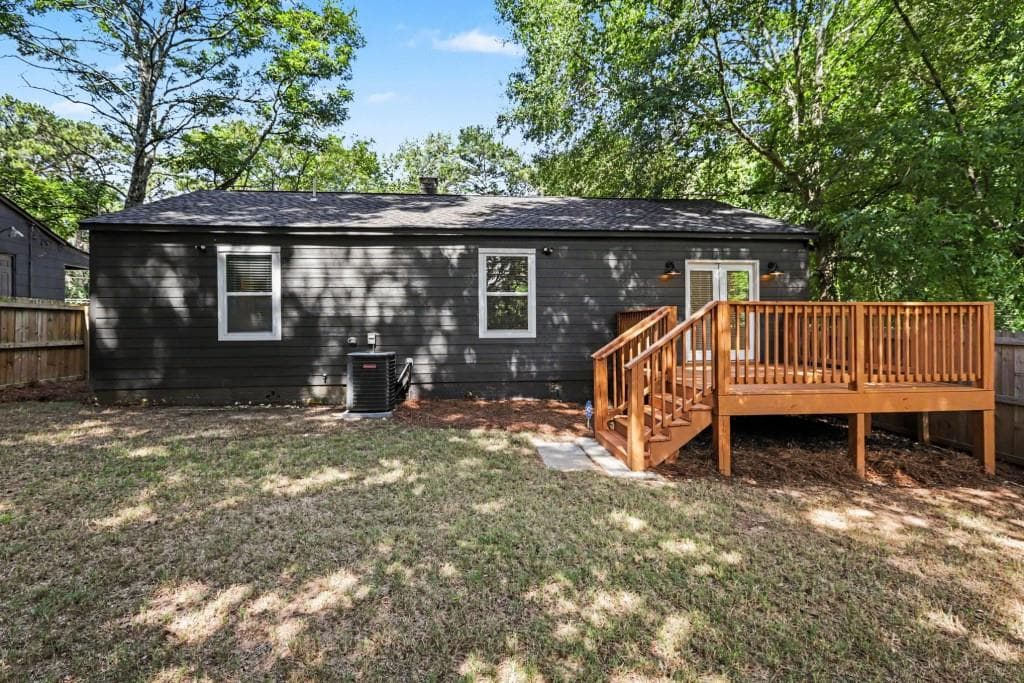 2 bedroom, 2 bathroom, 1,100 sq ft single family residence under contract at 1250 Byewood Lane, Atlanta, GA 30310 — photo 8