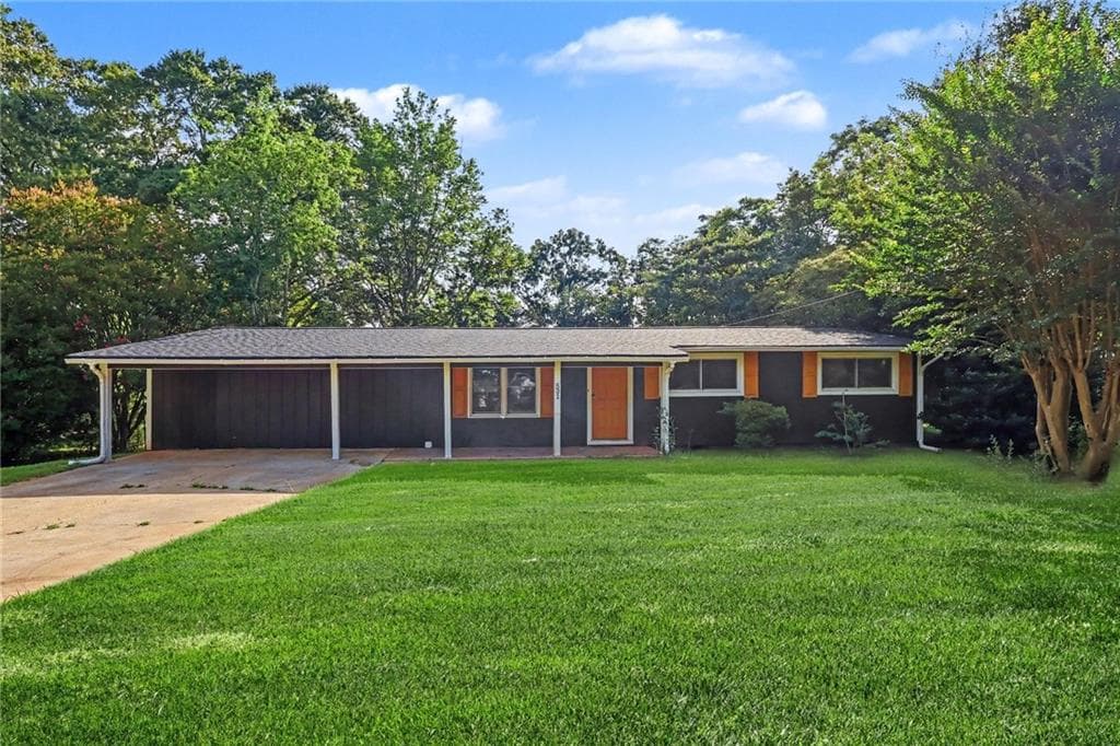 4 bedroom, 2 bathroom, 1,488 sq ft single family residence for sale at 531 Landers Street, Monroe, GA 30655 — photo 1 of 36