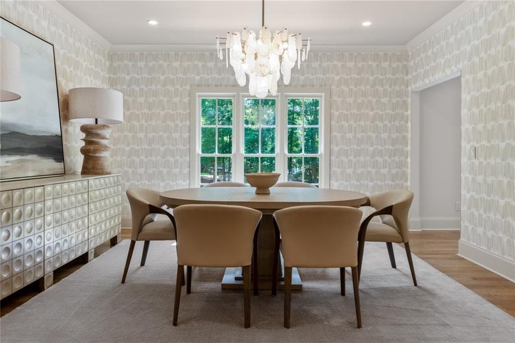 5 bedroom, 7 bathroom, 5,084 sq ft single family residence under contract at 8965 River Run, Sandy Springs, GA 30350 — photo 5
