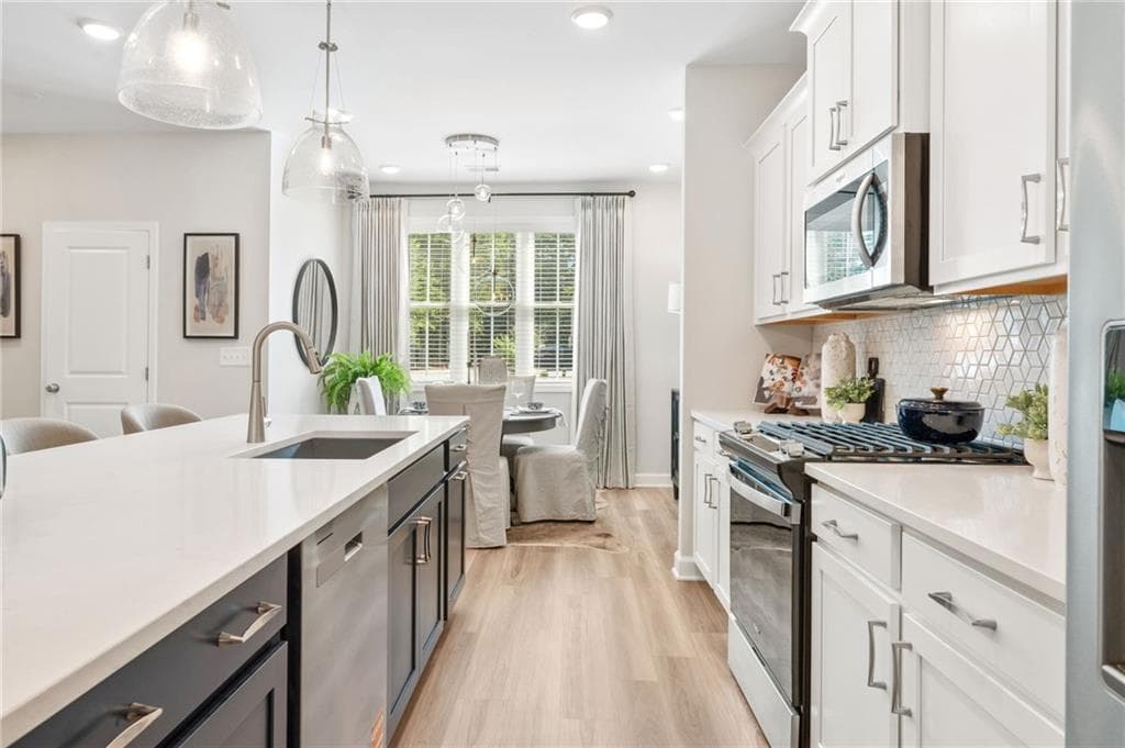 3 bedroom, 4 bathroom, 1,824 sq ft townhouse under contract at 3340 Cranston Lane, Kennesaw, GA 30144 — photo 10