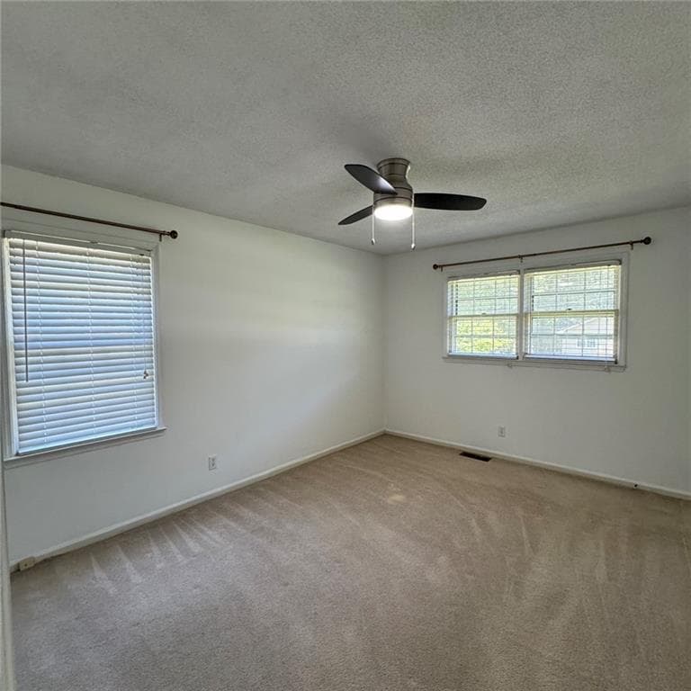 3 bedroom, 3 bathroom, 1,880 sq ft single family residence for sale at 4433 Lake Forest Drive, Oakwood, GA 30566 — photo 9
