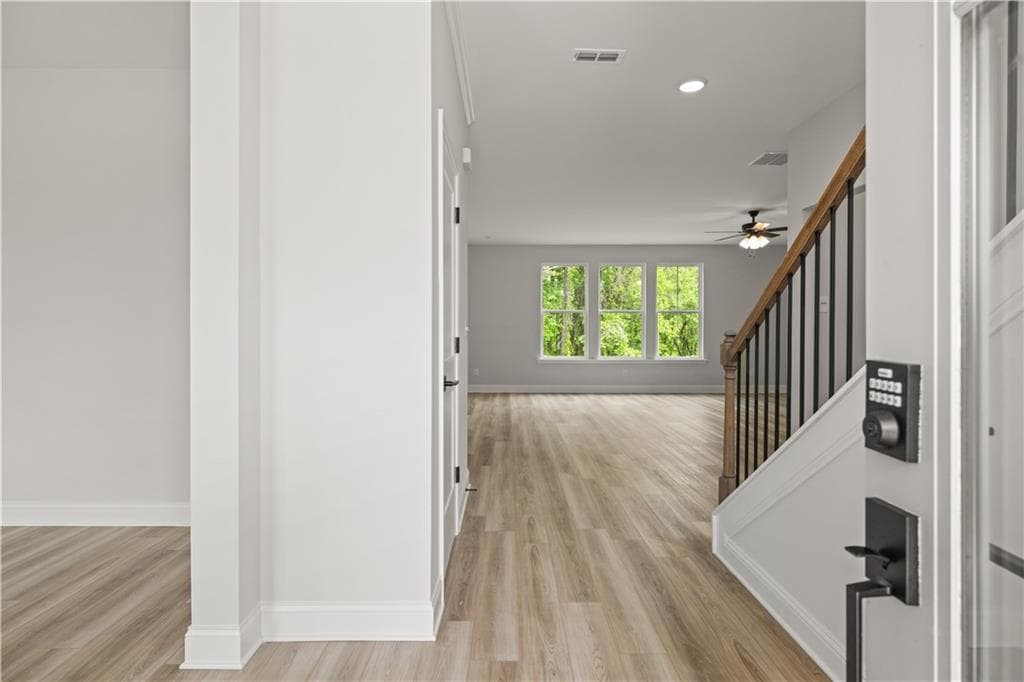 4 bedroom, 3 bathroom, 2,784 sq ft single family residence for sale at 149 Barton Springs, Bethlehem, GA 30620 — photo 4