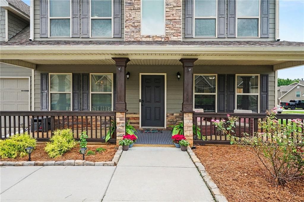 4 bedroom, 3 bathroom, 2,108 sq ft single family residence for sale at 120 Goldshore Way, Statham, GA 30666 — photo 4