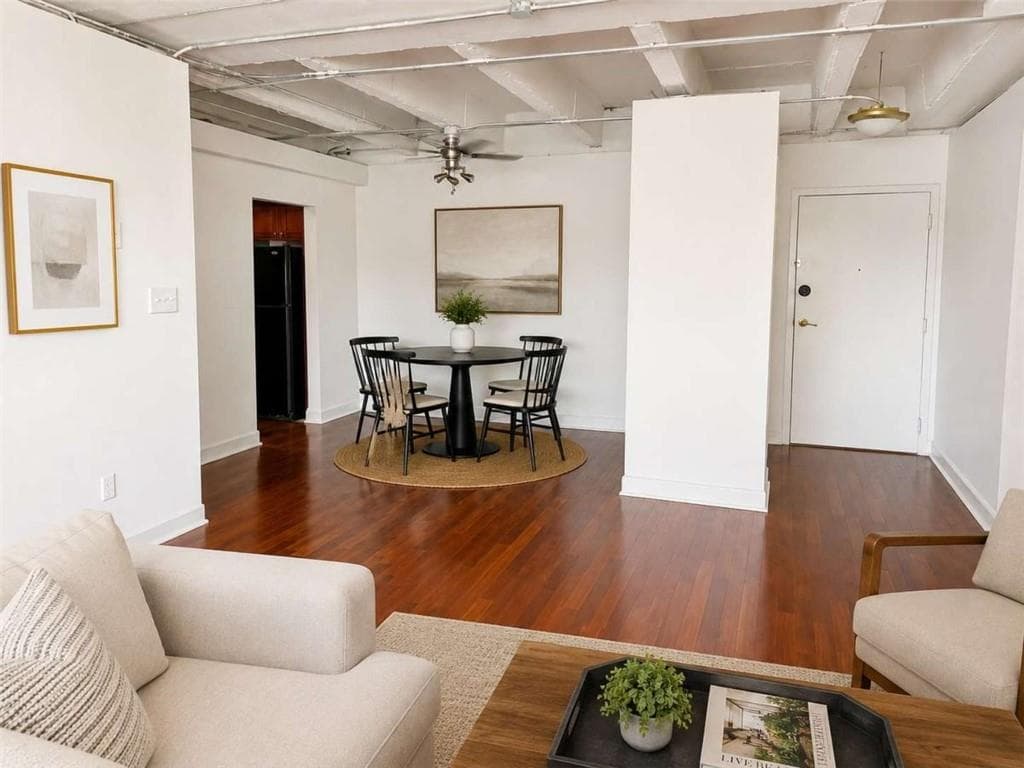 1 bedroom, 1 bathroom, 837 sq ft condominium for sale at 2479 Peachtree Road APT 1003, Atlanta, GA 30305