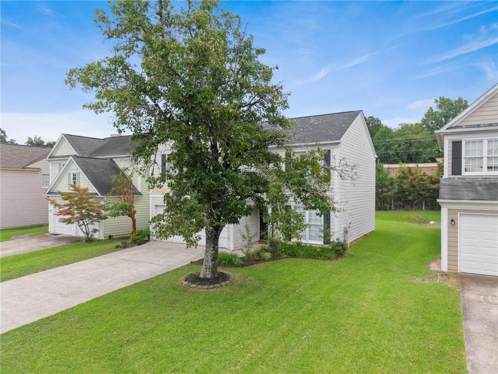 3 bedroom, 3 bathroom, 1,964 sq ft single family residence for sale at 3230 Binghampton Lane, Lawrenceville, GA 30044 — photo 3